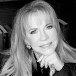 Judge Shelley J. Kravitz JD '82